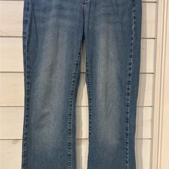 Levi’s Women's Levi's® 529™ Curvy Bootcut Jeans Size 10 - Picture 6 of 15